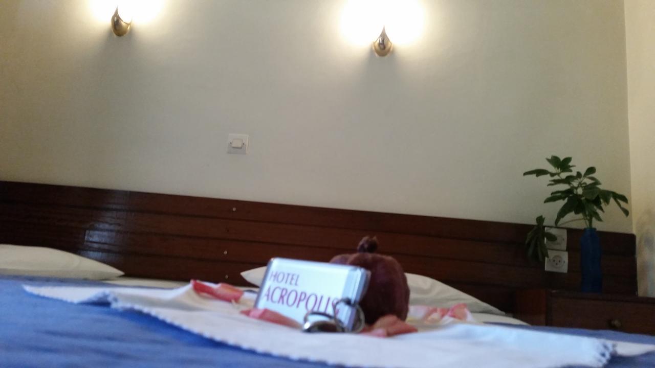 Acropolis Hotel Corinth Bagian luar foto